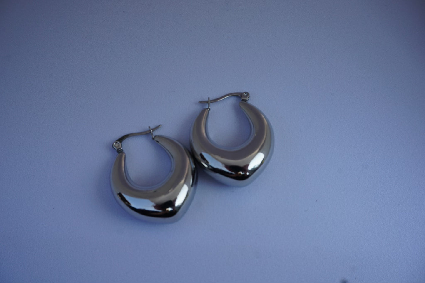 Silver hoop oorbellen