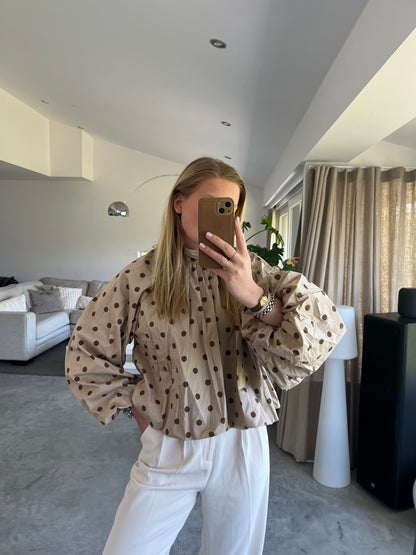 Juna- top taupe