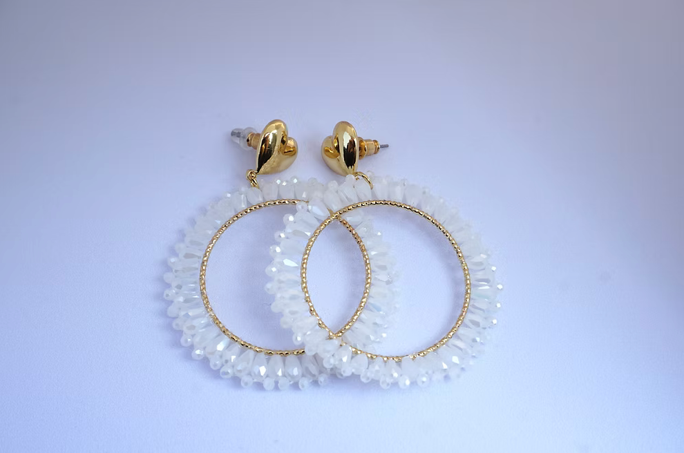 White peace oorbellen